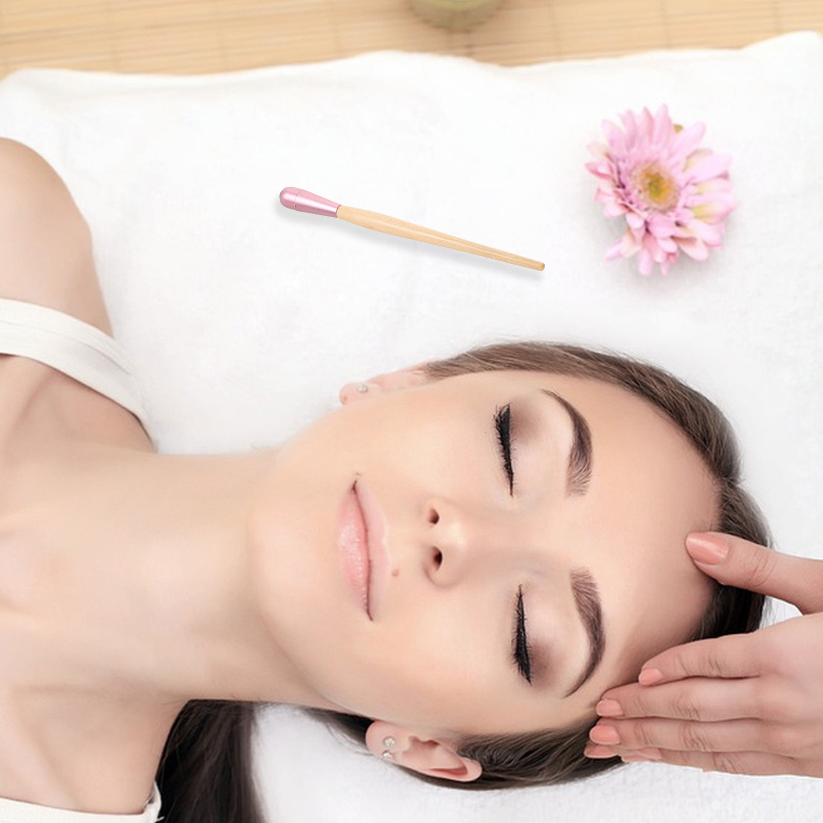 Face Ice Roller Puffiness - アイケア用アイスフェイスローラー。目の下のむくみを軽減し、肌を冷やしてケアする女性向けのフェイスマッサージツール。