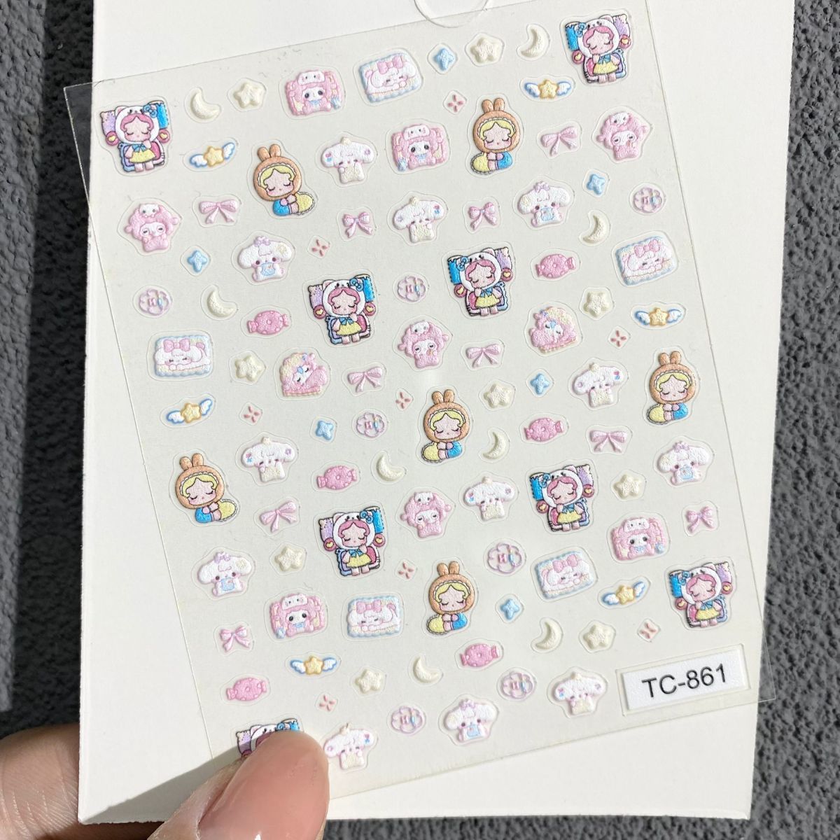 かわいいピアノの子羊レリーフネイルアートステッカー漫画3Dハ - Nail Art のレビューと価格